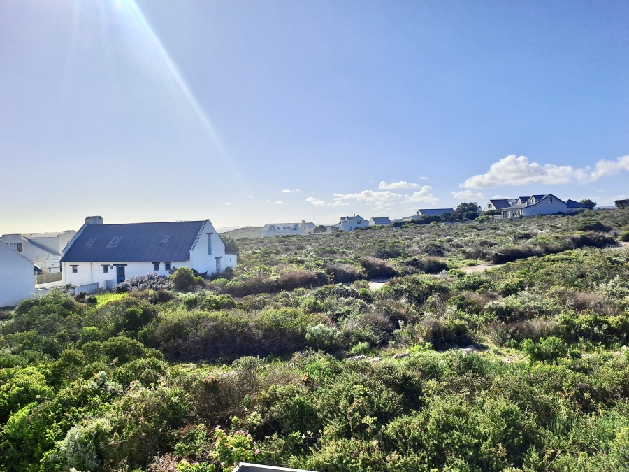 To Let 5 Bedroom Property for Rent in Grotto Bay Western Cape